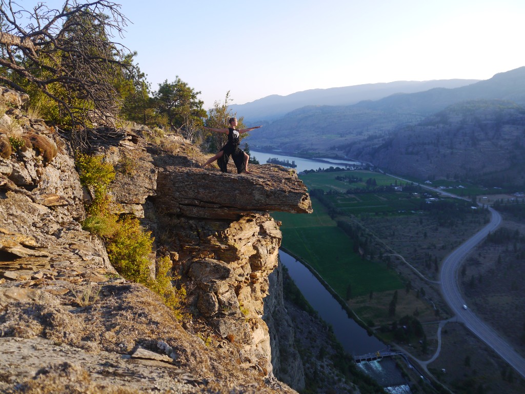 Heidi practicing yoga on the Okanagan cliffs